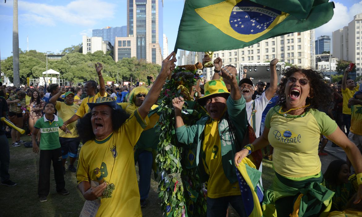 Poupatempo atende em horário diferenciado durante os jogos do Brasil na Copa  do Mundo